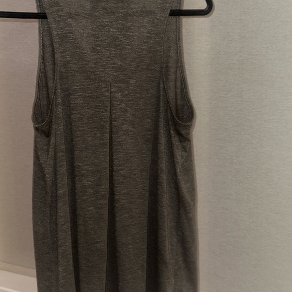 Knox Rose Metallic Embellished Loden Green Sleeveless Top - Large - Picture 5 of 6